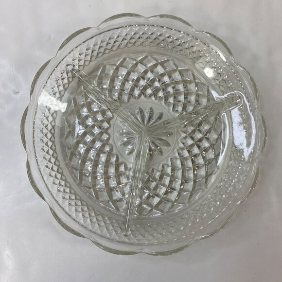 Anchor Hocking Wexford Divided Glass Round Divided Relish 8.5" Dish Vintage - Picture 3 of 9